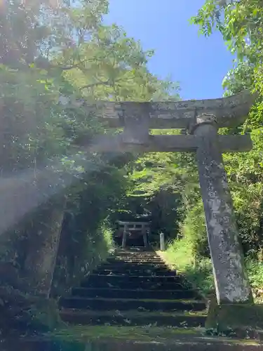 八幡神社の鳥居