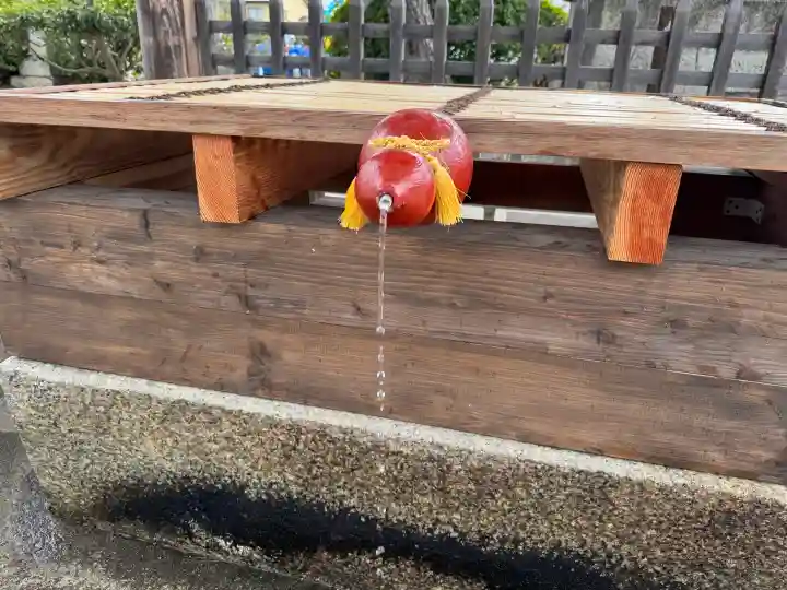 豊国神社の{uncategorized: "未分類", other: "その他", undefined: "問題あり", building: "その他建物", grave: "お墓", sacred_gate: "鳥居", guardian: "狛犬", statue: "像", buddha: "仏像", history: "歴史", nature: "自然", garden: "庭園", animal: "動物", pagoda: "塔", temizu: "手水舎", mountain_gate: "山門・神門", sanctuary: "本殿・本堂", subordinate: "末社・摂社", art: "芸術", scenery: "景色", jizo: "地蔵", ema: "絵馬", goshuin: "御朱印", omikuji: "おみくじ", items: "授与品その他", amulet: "お守り", goshuincho: "御朱印帳", eats: "食事", festival: "お祭り", votive_dance: "神楽", shichigosan: "七五三参", wedding: "結婚式", experience: "体験その他", initially: "初詣", around: "周辺", anti_infection: "感染症対策"}