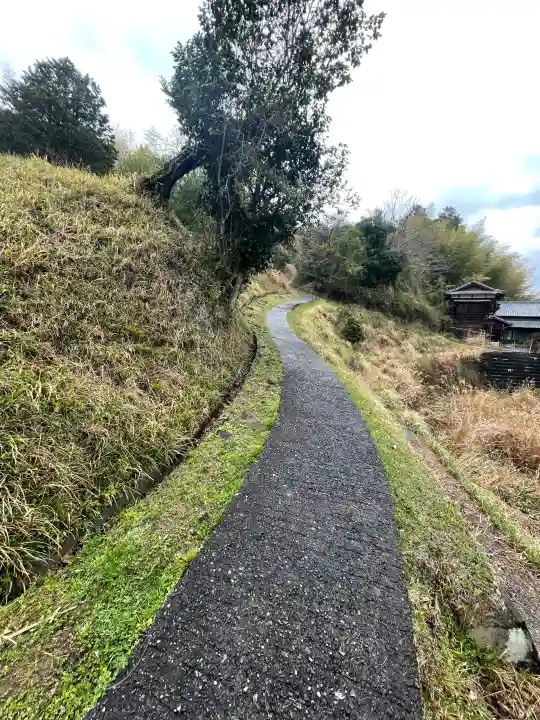 光善寺の{uncategorized: "未分類", other: "その他", undefined: "問題あり", building: "その他建物", grave: "お墓", sacred_gate: "鳥居", guardian: "狛犬", statue: "像", buddha: "仏像", history: "歴史", nature: "自然", garden: "庭園", animal: "動物", pagoda: "塔", temizu: "手水舎", mountain_gate: "山門・神門", sanctuary: "本殿・本堂", subordinate: "末社・摂社", art: "芸術", scenery: "景色", jizo: "地蔵", ema: "絵馬", goshuin: "御朱印", omikuji: "おみくじ", items: "授与品その他", amulet: "お守り", goshuincho: "御朱印帳", eats: "食事", festival: "お祭り", votive_dance: "神楽", shichigosan: "七五三参", wedding: "結婚式", experience: "体験その他", initially: "初詣", around: "周辺", anti_infection: "感染症対策"}