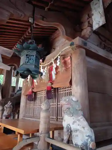 立志神社の本殿