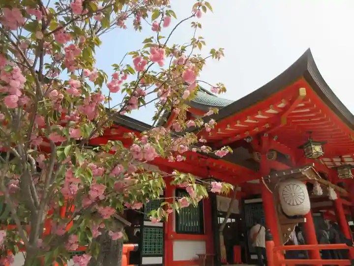生田神社の本殿・本堂