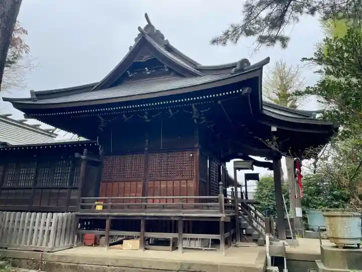 上高田氷川神社の{uncategorized: "未分類", other: "その他", undefined: "問題あり", building: "その他建物", grave: "お墓", sacred_gate: "鳥居", guardian: "狛犬", statue: "像", buddha: "仏像", history: "歴史", nature: "自然", garden: "庭園", animal: "動物", pagoda: "塔", temizu: "手水舎", mountain_gate: "山門・神門", sanctuary: "本殿・本堂", subordinate: "末社・摂社", art: "芸術", scenery: "景色", jizo: "地蔵", ema: "絵馬", goshuin: "御朱印", omikuji: "おみくじ", items: "授与品その他", amulet: "お守り", goshuincho: "御朱印帳", eats: "食事", festival: "お祭り", votive_dance: "神楽", shichigosan: "七五三参", wedding: "結婚式", experience: "体験その他", initially: "初詣", around: "周辺", anti_infection: "感染症対策"}