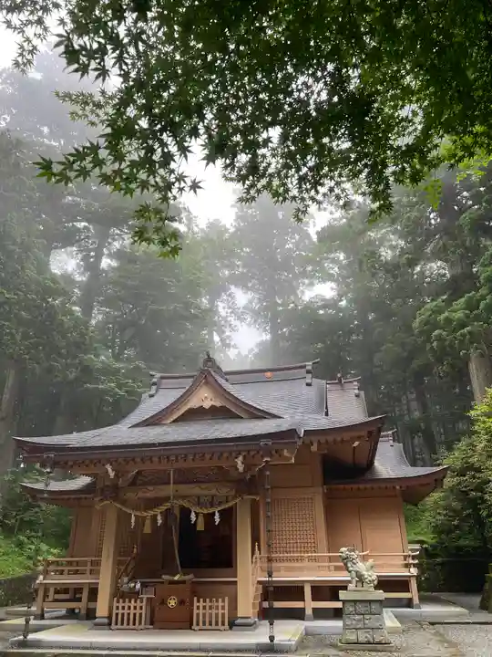 須山浅間神社の本殿・本堂