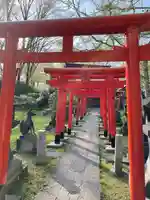 与次郎稲荷神社の鳥居