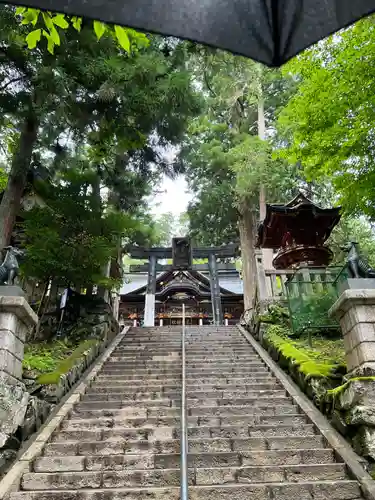 三峯神社の鳥居