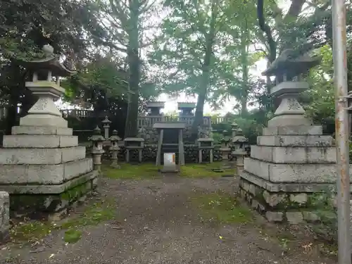若宮神明社の末社・摂社