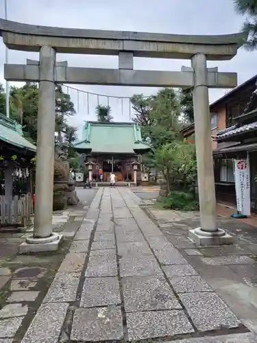 高円寺天祖神社の鳥居