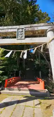 春日神社の{uncategorized: "未分類", other: "その他", undefined: "問題あり", building: "その他建物", grave: "お墓", sacred_gate: "鳥居", guardian: "狛犬", statue: "像", buddha: "仏像", history: "歴史", nature: "自然", garden: "庭園", animal: "動物", pagoda: "塔", temizu: "手水舎", mountain_gate: "山門・神門", sanctuary: "本殿・本堂", subordinate: "末社・摂社", art: "芸術", scenery: "景色", jizo: "地蔵", ema: "絵馬", goshuin: "御朱印", omikuji: "おみくじ", items: "授与品その他", amulet: "お守り", goshuincho: "御朱印帳", eats: "食事", festival: "お祭り", votive_dance: "神楽", shichigosan: "七五三参", wedding: "結婚式", experience: "体験その他", initially: "初詣", around: "周辺", anti_infection: "感染症対策"}