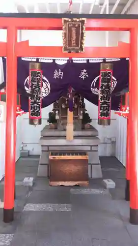 歌舞伎稲荷神社の鳥居