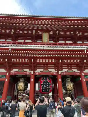 浅草寺の山門・神門