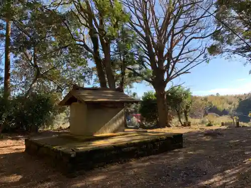 神社跡の本殿・本堂
