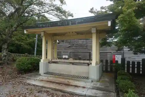 足羽山招魂社の手水舎