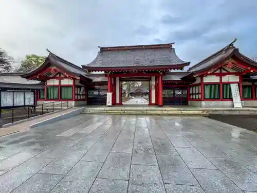 北海道護國神社の山門・神門