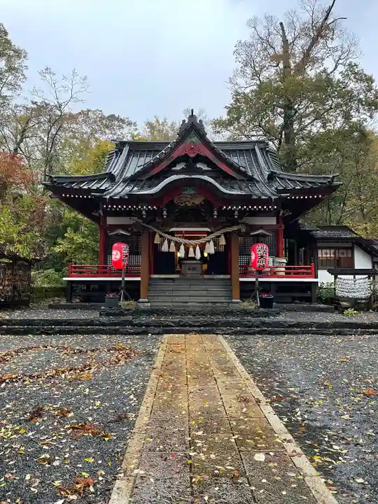 山中諏訪神社(山梨県)