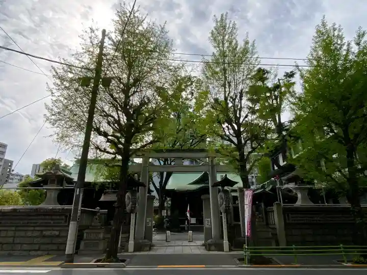 鐵砲洲稲荷神社の{uncategorized: "未分類", other: "その他", undefined: "問題あり", building: "その他建物", grave: "お墓", sacred_gate: "鳥居", guardian: "狛犬", statue: "像", buddha: "仏像", history: "歴史", nature: "自然", garden: "庭園", animal: "動物", pagoda: "塔", temizu: "手水舎", mountain_gate: "山門・神門", sanctuary: "本殿・本堂", subordinate: "末社・摂社", art: "芸術", scenery: "景色", jizo: "地蔵", ema: "絵馬", goshuin: "御朱印", omikuji: "おみくじ", items: "授与品その他", amulet: "お守り", goshuincho: "御朱印帳", eats: "食事", festival: "お祭り", votive_dance: "神楽", shichigosan: "七五三参", wedding: "結婚式", experience: "体験その他", initially: "初詣", around: "周辺", anti_infection: "感染症対策"}