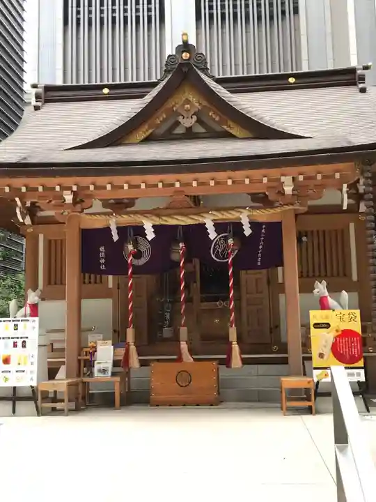 福徳神社(芽吹稲荷)の本殿・本堂