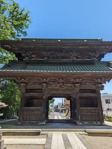 妻沼聖天山歓喜院の山門・神門