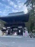 日牟禮八幡宮の山門・神門