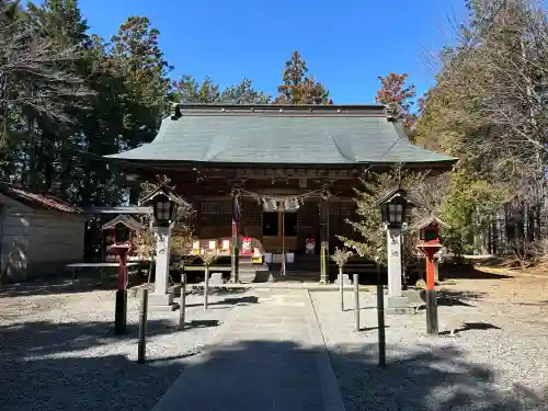 滑川神社 - 仕事と子どもの守り神の{uncategorized: "未分類", other: "その他", undefined: "問題あり", building: "その他建物", grave: "お墓", sacred_gate: "鳥居", guardian: "狛犬", statue: "像", buddha: "仏像", history: "歴史", nature: "自然", garden: "庭園", animal: "動物", pagoda: "塔", temizu: "手水舎", mountain_gate: "山門・神門", sanctuary: "本殿・本堂", subordinate: "末社・摂社", art: "芸術", scenery: "景色", jizo: "地蔵", ema: "絵馬", goshuin: "御朱印", omikuji: "おみくじ", items: "授与品その他", amulet: "お守り", goshuincho: "御朱印帳", eats: "食事", festival: "お祭り", votive_dance: "神楽", shichigosan: "七五三参", wedding: "結婚式", experience: "体験その他", initially: "初詣", around: "周辺", anti_infection: "感染症対策"}