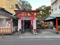 翁稲荷社の鳥居