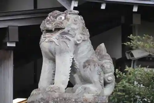 開成山大神宮の狛犬