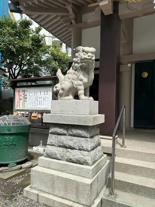 須賀神社の狛犬