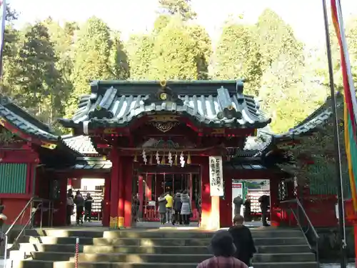 箱根神社の山門・神門
