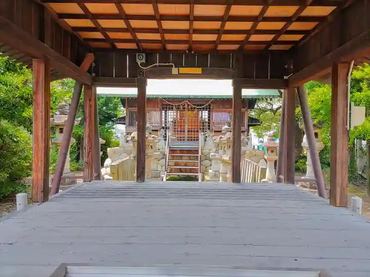 日吉社(弥勒寺東)の本殿・本堂