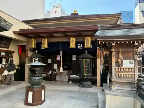 大観音寺の{uncategorized: "未分類", other: "その他", undefined: "問題あり", building: "その他建物", grave: "お墓", sacred_gate: "鳥居", guardian: "狛犬", statue: "像", buddha: "仏像", history: "歴史", nature: "自然", garden: "庭園", animal: "動物", pagoda: "塔", temizu: "手水舎", mountain_gate: "山門・神門", sanctuary: "本殿・本堂", subordinate: "末社・摂社", art: "芸術", scenery: "景色", jizo: "地蔵", ema: "絵馬", goshuin: "御朱印", omikuji: "おみくじ", items: "授与品その他", amulet: "お守り", goshuincho: "御朱印帳", eats: "食事", festival: "お祭り", votive_dance: "神楽", shichigosan: "七五三参", wedding: "結婚式", experience: "体験その他", initially: "初詣", around: "周辺", anti_infection: "感染症対策"}