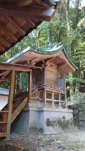 鎌倉神社の本殿