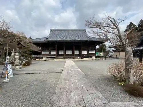 西教寺の本殿・本堂