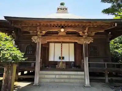 極楽寺（霊鷲山感應院極楽律寺）の本殿・本堂