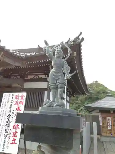 満願寺の像