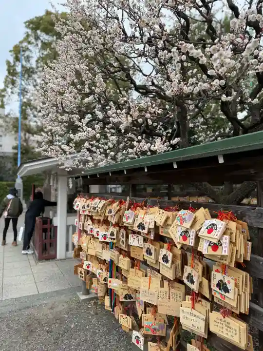 亀戸天神社の{uncategorized: "未分類", other: "その他", undefined: "問題あり", building: "その他建物", grave: "お墓", sacred_gate: "鳥居", guardian: "狛犬", statue: "像", buddha: "仏像", history: "歴史", nature: "自然", garden: "庭園", animal: "動物", pagoda: "塔", temizu: "手水舎", mountain_gate: "山門・神門", sanctuary: "本殿・本堂", subordinate: "末社・摂社", art: "芸術", scenery: "景色", jizo: "地蔵", ema: "絵馬", goshuin: "御朱印", omikuji: "おみくじ", items: "授与品その他", amulet: "お守り", goshuincho: "御朱印帳", eats: "食事", festival: "お祭り", votive_dance: "神楽", shichigosan: "七五三参", wedding: "結婚式", experience: "体験その他", initially: "初詣", around: "周辺", anti_infection: "感染症対策"}