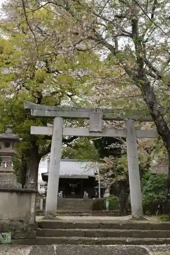 野津原神社の鳥居