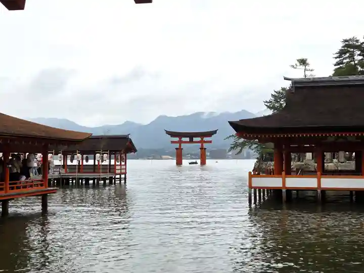厳島神社(広島県)