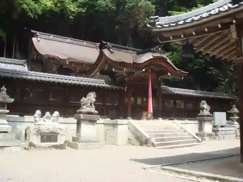 日吉神社の本殿