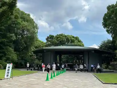 千鳥ヶ淵戦没者墓苑(東京都)