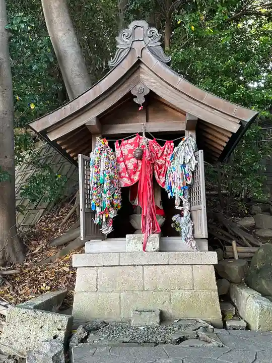 検見川神社の末社・摂社