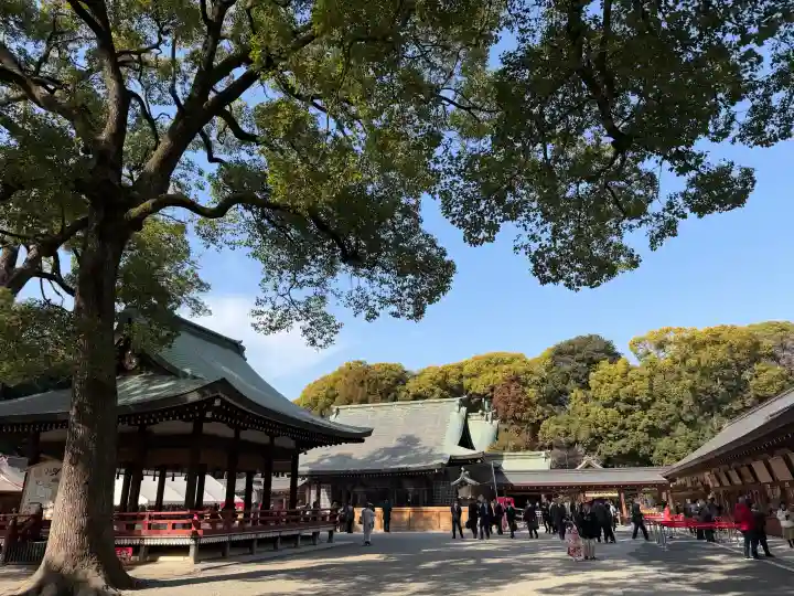 武蔵一宮氷川神社の{uncategorized: "未分類", other: "その他", undefined: "問題あり", building: "その他建物", grave: "お墓", sacred_gate: "鳥居", guardian: "狛犬", statue: "像", buddha: "仏像", history: "歴史", nature: "自然", garden: "庭園", animal: "動物", pagoda: "塔", temizu: "手水舎", mountain_gate: "山門・神門", sanctuary: "本殿・本堂", subordinate: "末社・摂社", art: "芸術", scenery: "景色", jizo: "地蔵", ema: "絵馬", goshuin: "御朱印", omikuji: "おみくじ", items: "授与品その他", amulet: "お守り", goshuincho: "御朱印帳", eats: "食事", festival: "お祭り", votive_dance: "神楽", shichigosan: "七五三参", wedding: "結婚式", experience: "体験その他", initially: "初詣", around: "周辺", anti_infection: "感染症対策"}