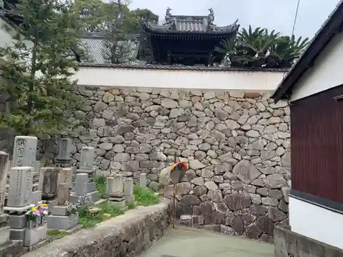 法専寺の建物その他