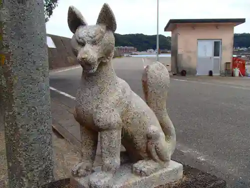 稲荷神社の狛犬