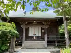 極楽寺（霊鷲山感應院極楽律寺）の本殿