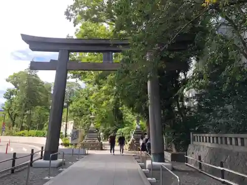 東郷神社の鳥居