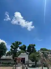 泉井上神社の景色