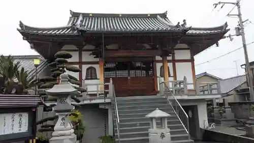 上行寺の本殿・本堂