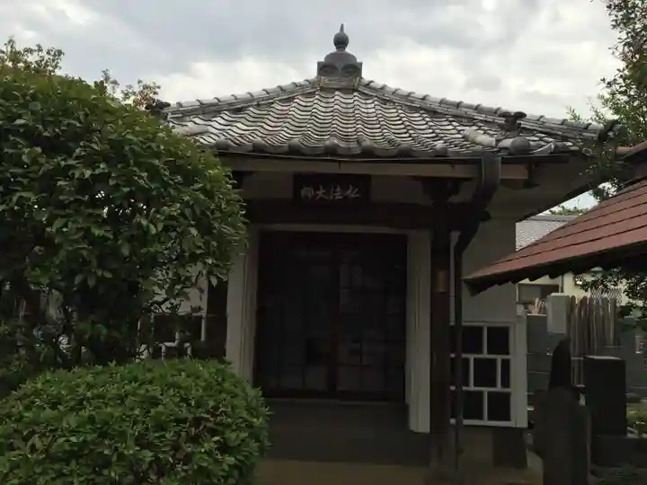 長久院の本殿・本堂