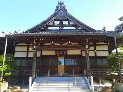 松秀寺の本殿・本堂
