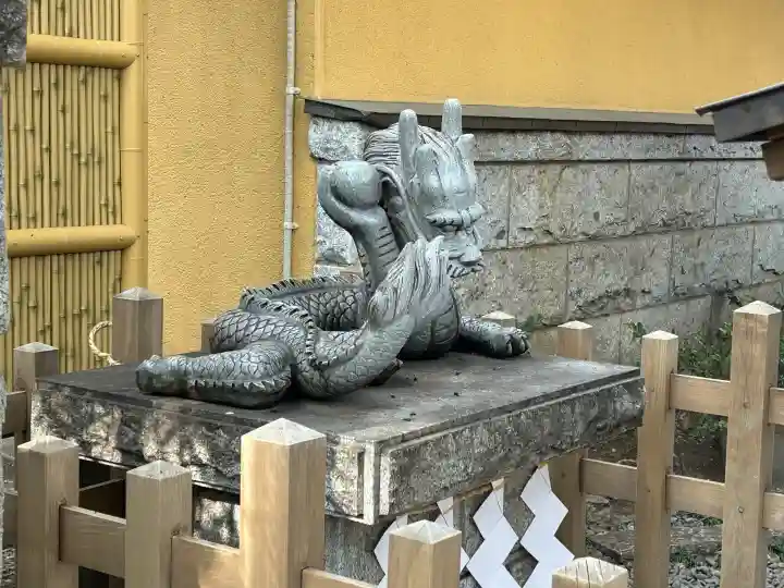 田無神社の{uncategorized: "未分類", other: "その他", undefined: "問題あり", building: "その他建物", grave: "お墓", sacred_gate: "鳥居", guardian: "狛犬", statue: "像", buddha: "仏像", history: "歴史", nature: "自然", garden: "庭園", animal: "動物", pagoda: "塔", temizu: "手水舎", mountain_gate: "山門・神門", sanctuary: "本殿・本堂", subordinate: "末社・摂社", art: "芸術", scenery: "景色", jizo: "地蔵", ema: "絵馬", goshuin: "御朱印", omikuji: "おみくじ", items: "授与品その他", amulet: "お守り", goshuincho: "御朱印帳", eats: "食事", festival: "お祭り", votive_dance: "神楽", shichigosan: "七五三参", wedding: "結婚式", experience: "体験その他", initially: "初詣", around: "周辺", anti_infection: "感染症対策"}