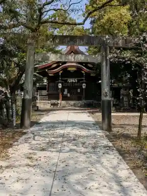 闇之森八幡社の{uncategorized: "未分類", other: "その他", undefined: "問題あり", building: "その他建物", grave: "お墓", sacred_gate: "鳥居", guardian: "狛犬", statue: "像", buddha: "仏像", history: "歴史", nature: "自然", garden: "庭園", animal: "動物", pagoda: "塔", temizu: "手水舎", mountain_gate: "山門・神門", sanctuary: "本殿・本堂", subordinate: "末社・摂社", art: "芸術", scenery: "景色", jizo: "地蔵", ema: "絵馬", goshuin: "御朱印", omikuji: "おみくじ", items: "授与品その他", amulet: "お守り", goshuincho: "御朱印帳", eats: "食事", festival: "お祭り", votive_dance: "神楽", shichigosan: "七五三参", wedding: "結婚式", experience: "体験その他", initially: "初詣", around: "周辺", anti_infection: "感染症対策"}